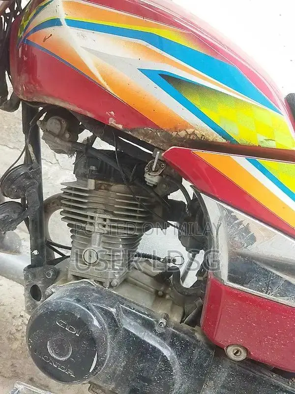 Honda 125 Dream Motorcycle 2017 Model