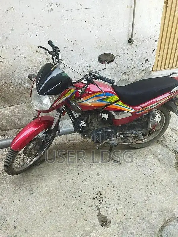 Honda 125 Dream Motorcycle 2017 Model