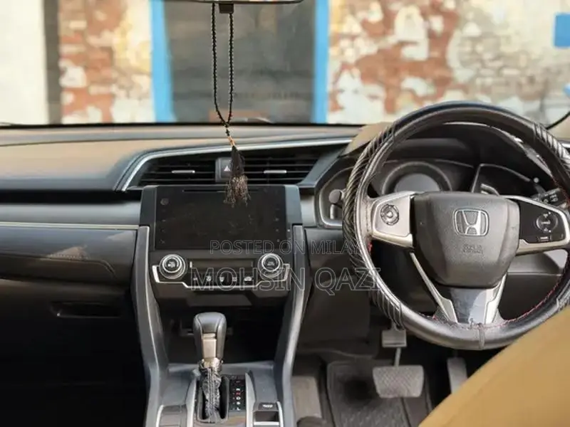 Honda Civic 2019 Sedan with Low Mileage