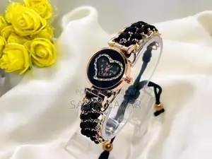 Women's Elegant Alloy Fashion Watch - Precise Movement, Versatile Styl