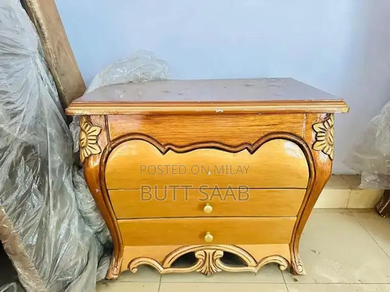 Solid Bed Frame Set - Comfortable Bedroom Furniture