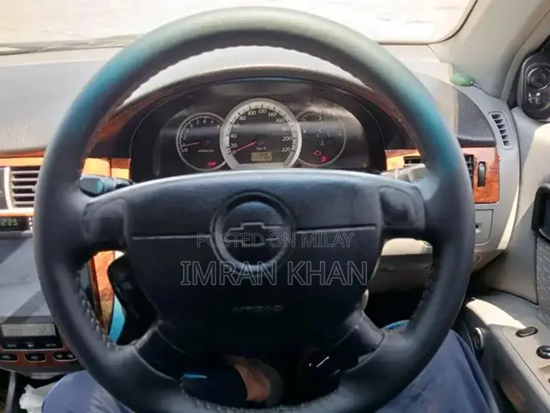 Chevrolet Optra Sedan - Well-Maintained Reliable Vehicle