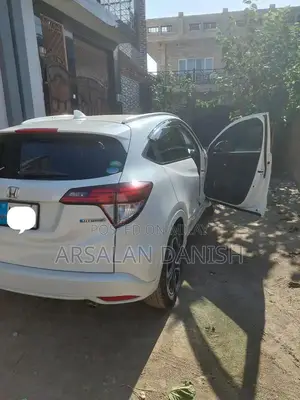 Honda Vezel  Hybrid Z sensing 2014  model 2020 import.