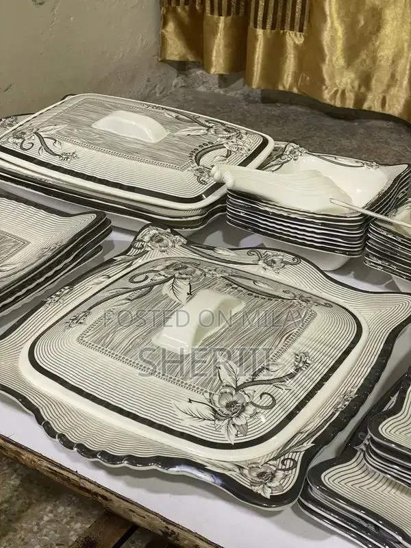 72-Piece Melamine Plastic Dinner Set with 8 Plates and Bowls