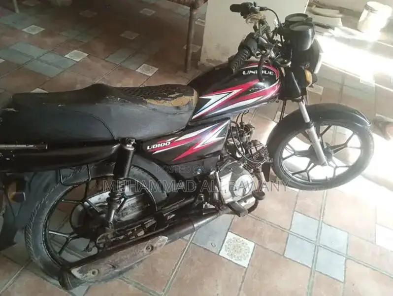 Unique 100cc Motorcycle - Golden Number, Low Mileage, One-Owner Bike