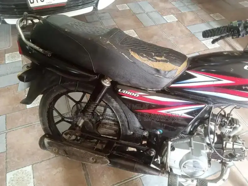 Unique 100cc Motorcycle - Golden Number, Low Mileage, One-Owner Bike