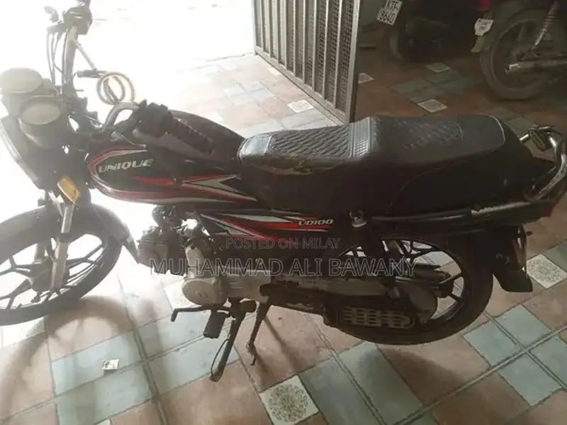 Unique 100cc Motorcycle - Golden Number, Low Mileage, One-Owner Bike