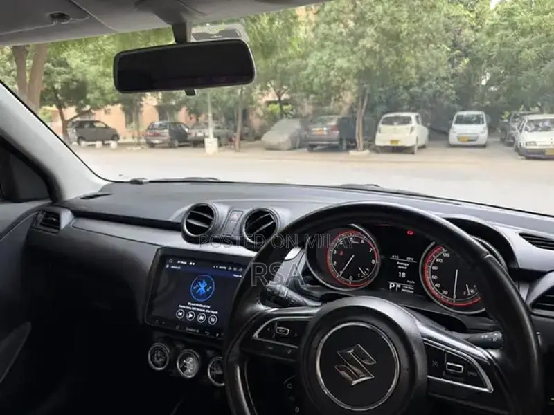 Suzuki Swift Glx cvt 2023