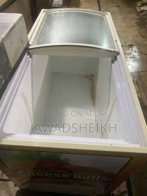 Commercial Full Size Display Freezer for Retail or Food Service