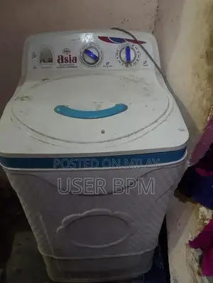 Nearly New Washing Machine - Excellent Condition