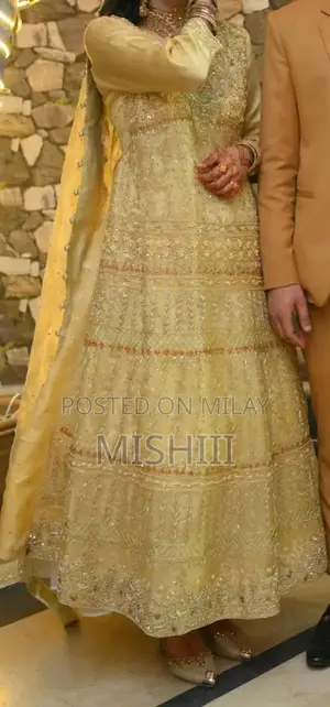 Urgent Sale: Quality Item with Flexible Options