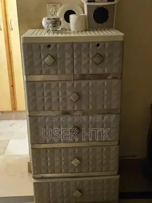 Photo - Kids Adjustable Wardrobe with 4 Drawers