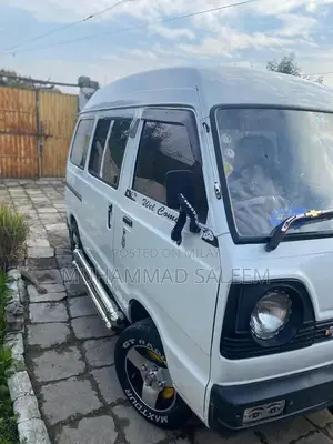 Suzuki Bolan Compact City Car with Alloy Wheels