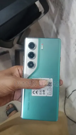 New Tecno Camon 40 Pro 256 GB Blue