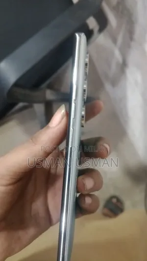 New Tecno Camon 40 Pro 256 GB Blue