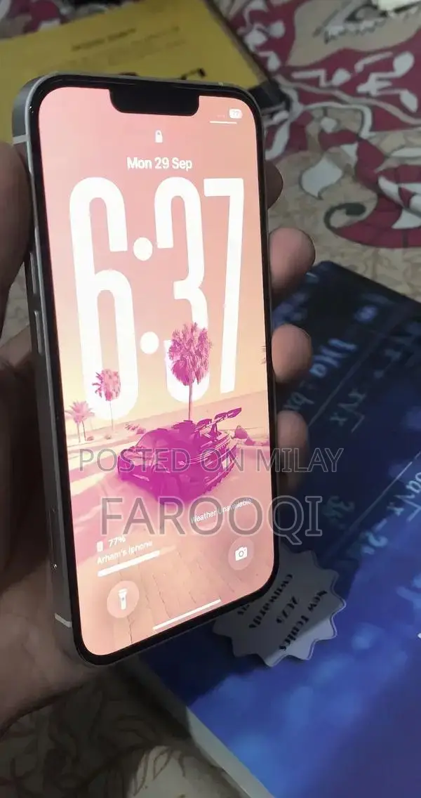 Apple iPhone 13 256GB White Unlocked Smartphone