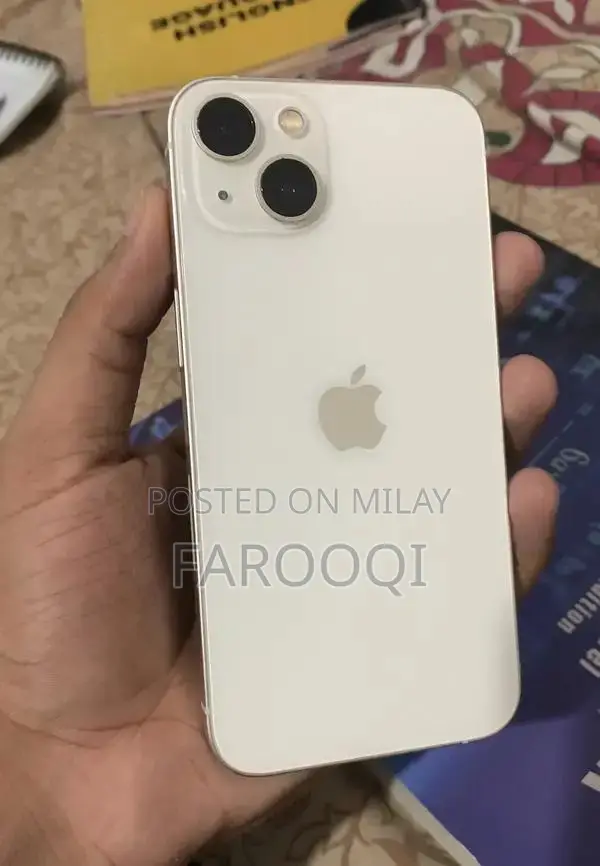 Apple iPhone 13 256GB White Unlocked Smartphone