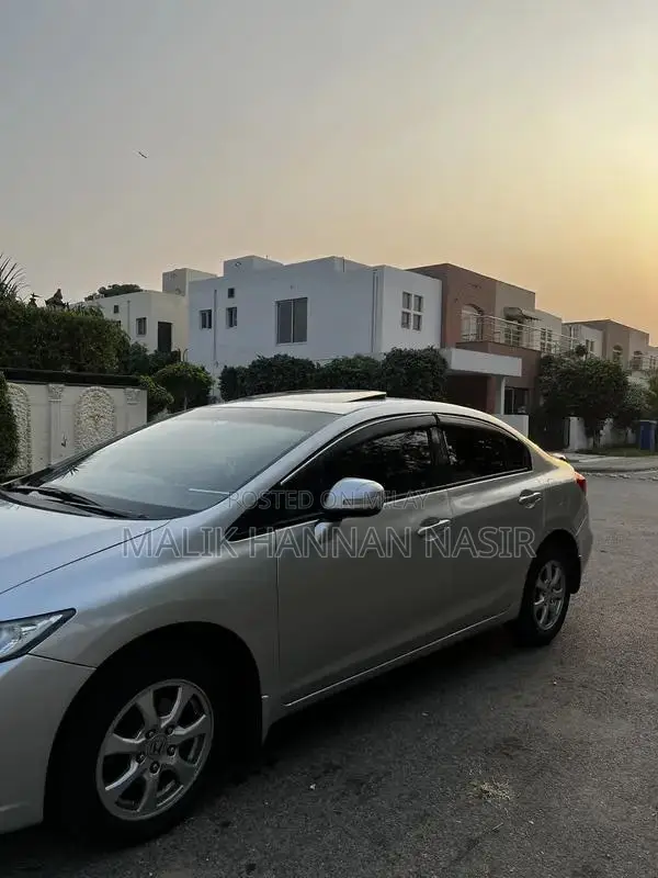 Honda Civic VTI Oriel Prosmatic Sedan 2012 Model