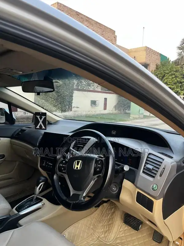 Honda Civic VTI Oriel Prosmatic Sedan 2012 Model