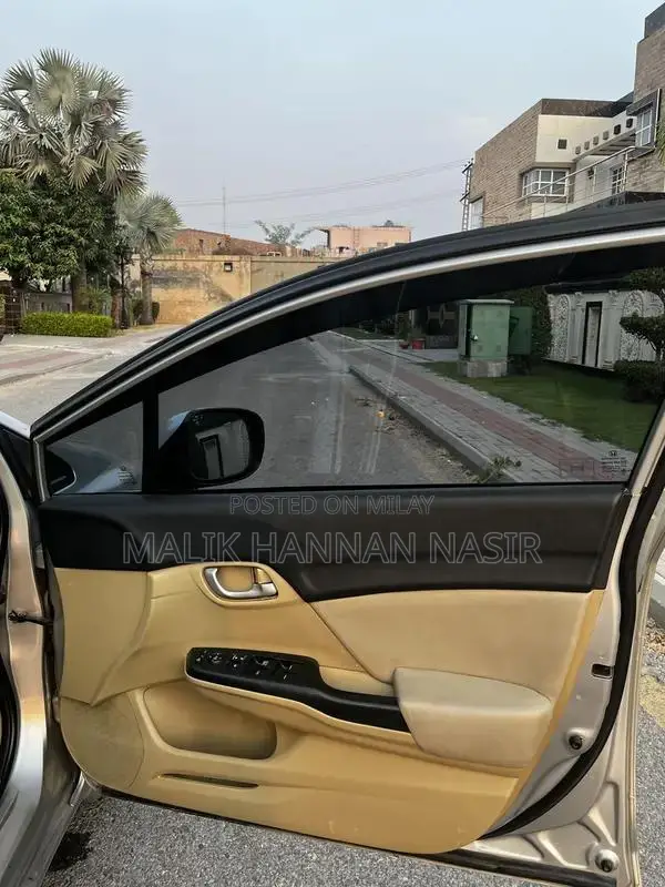 Honda Civic VTI Oriel Prosmatic Sedan 2012 Model