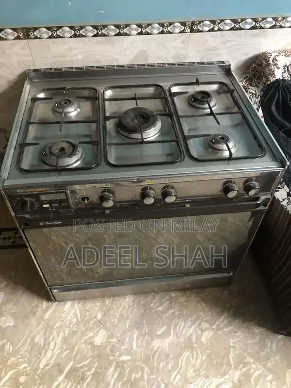 Canon 5-Burner Cooking Range with Grill and Back Oven