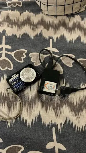 Photo - Sony Cyber-shot 16.1MP Digital Camera with 6x Optical Zoom