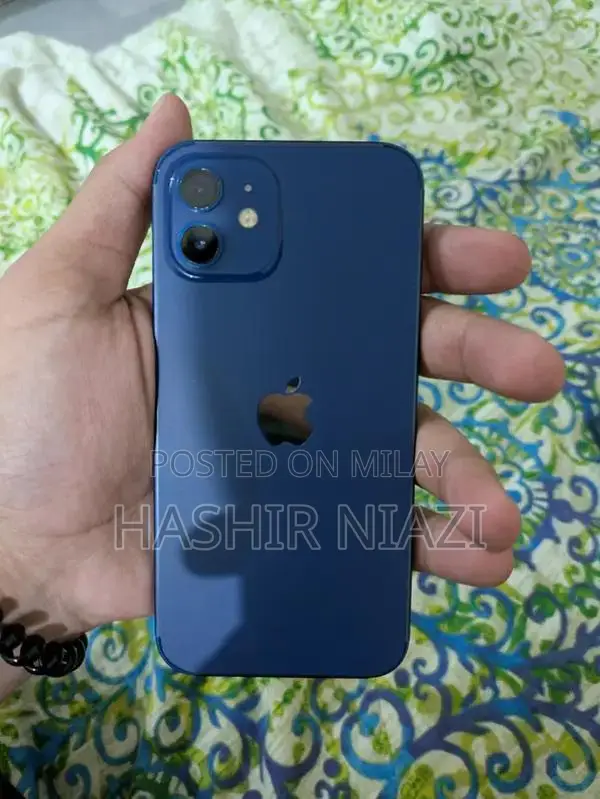 Apple iPhone 12 64GB Factory Unlocked Smartphone