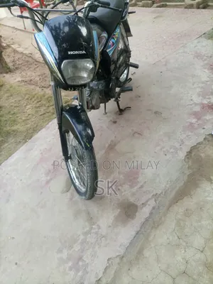 Photo - Honda 2016 Black