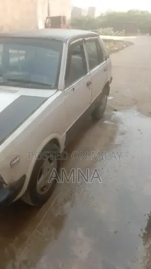 Suzuki FX Compact Sedan - Reliable City Car