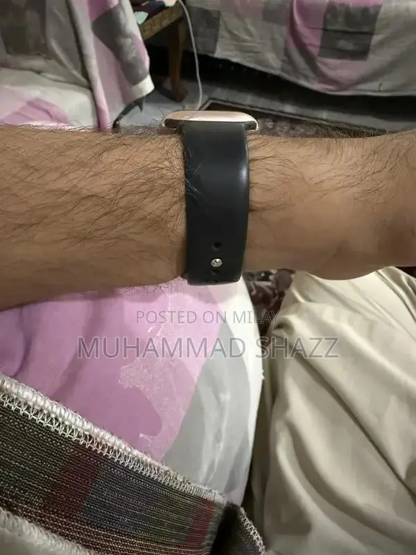 Apple Watch Series 10 46mm Rose Gold - Pristine Condition