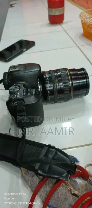 Canon EOS 200D DSLR Camera with 28-105mm Lens Kit