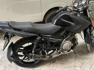 Yamaha YBR Motorcycle - 2016 Model with Low Mileage