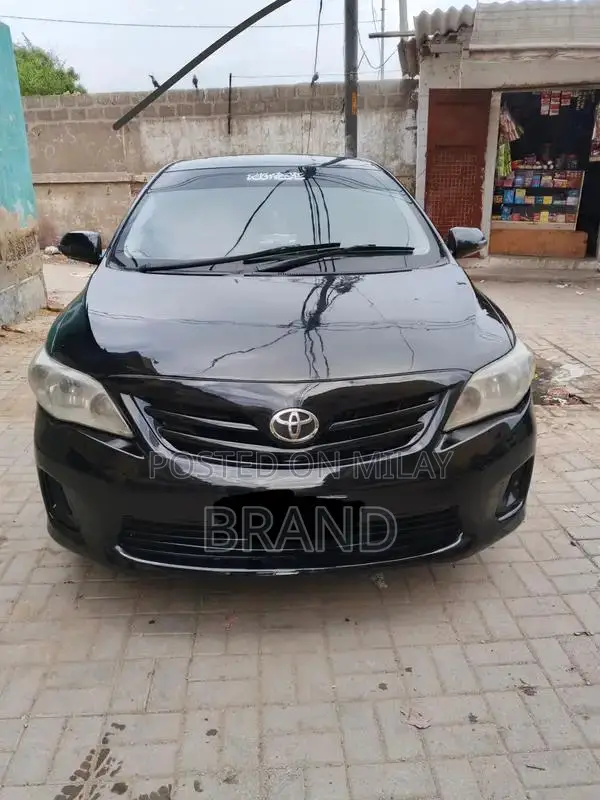 2011 Toyota Corolla XLI Sedan - Well-Maintained Sedan