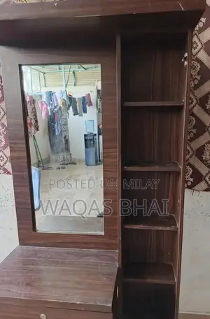 Photo - dressing table