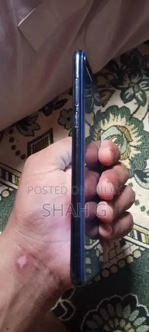 Huawei Y7 Prime Smartphone with Dual Cameras and Good Battery