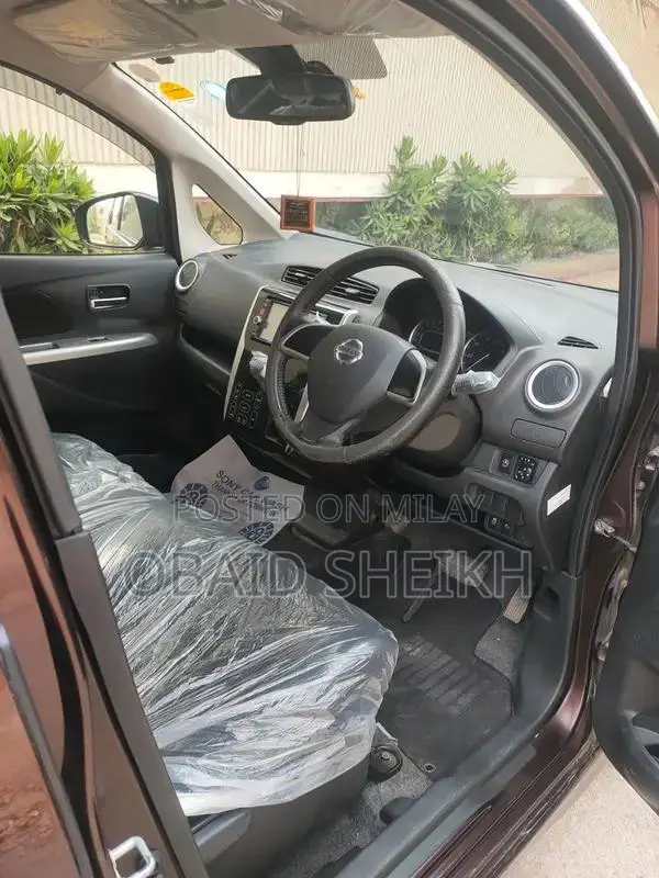 Nissan Dayz Highway Star Compact Hatchback