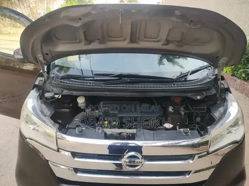 Nissan Dayz Highway Star Compact Hatchback