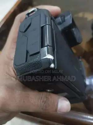 Photo - Canon EOS R Full-Frame Mirrorless Digital Camera