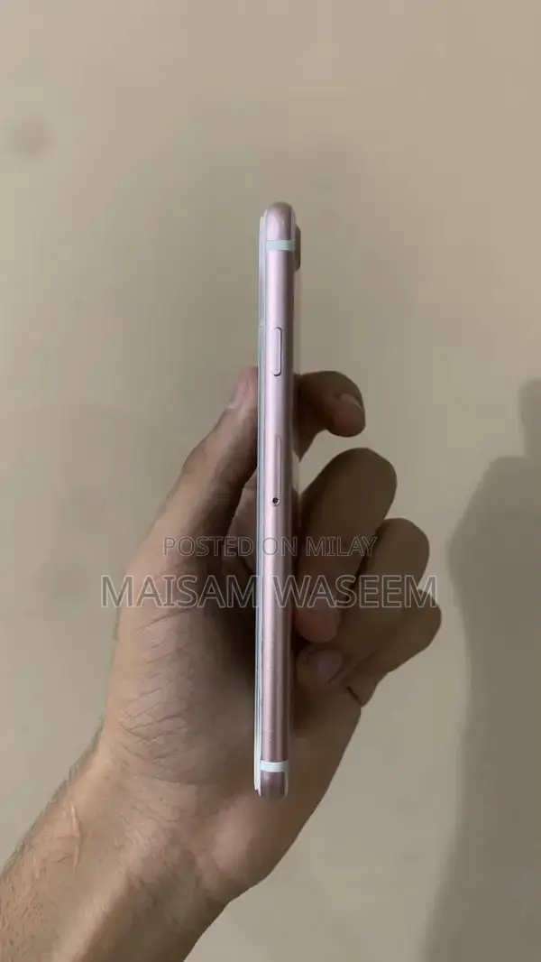32GB Rose Gold Smartphone with Fingerprint Sensor