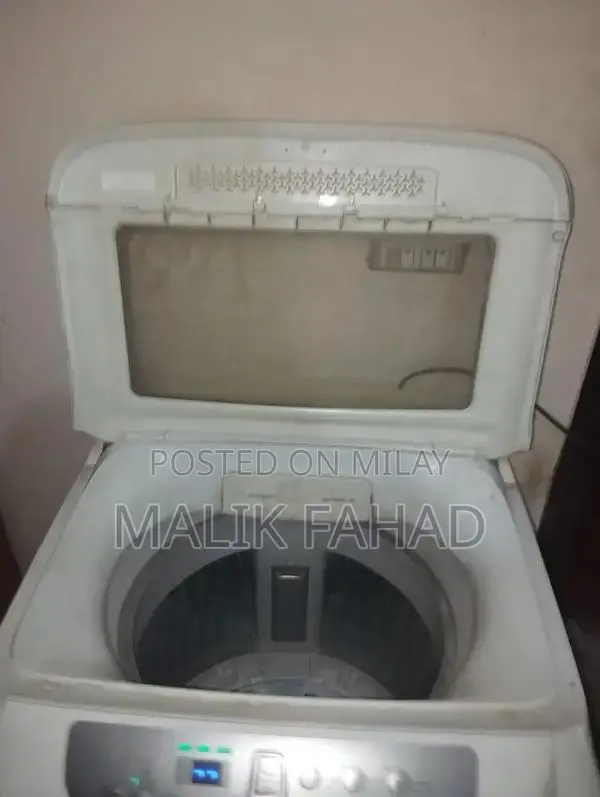 11kg Top Load Washing Machine - Large Capacity Home Laundry Appliance