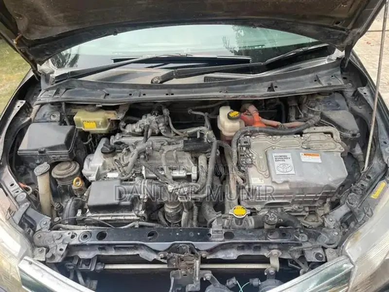 Toyota Axio Hybrid Fielder WXB Top Trim Wagon