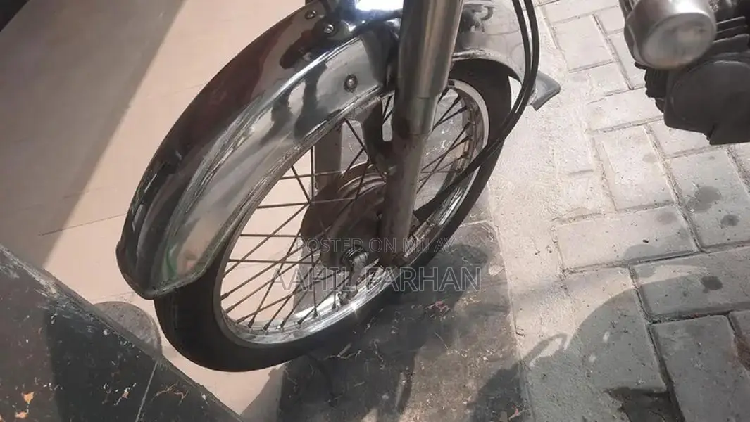 Honda 70 Motorcycle - 2015 Model, Excellent Condition