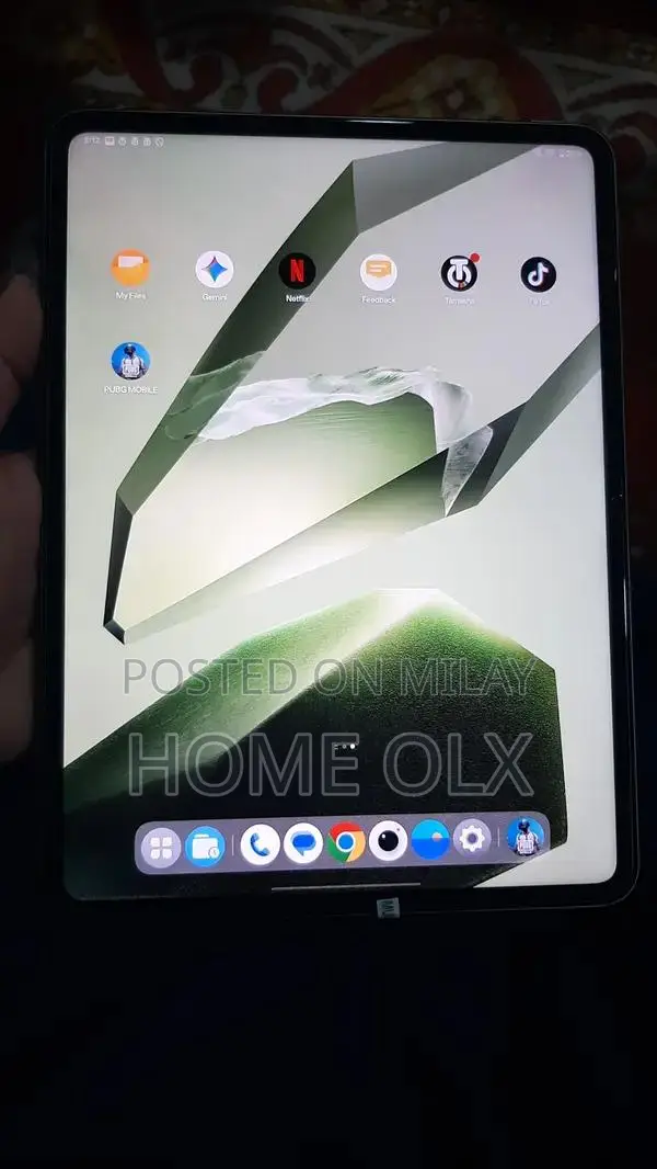 11-inch Tablet with High Performance RAM and Storage