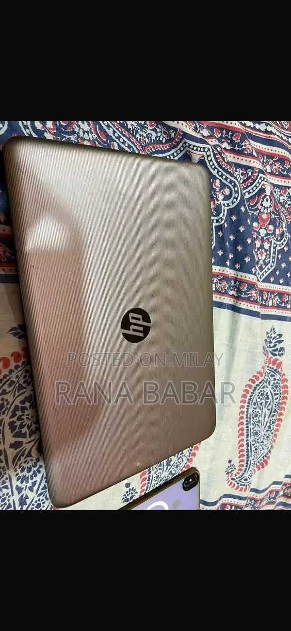 Core i3 Compact Laptop with Extended Battery Life