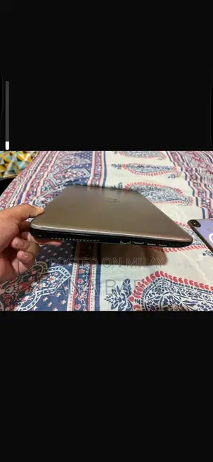 Core i3 Compact Laptop with Extended Battery Life