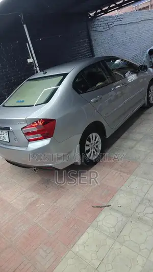 Photo - Honda City 1.5 Manual Sedan - Excellent Condition Aspire Model