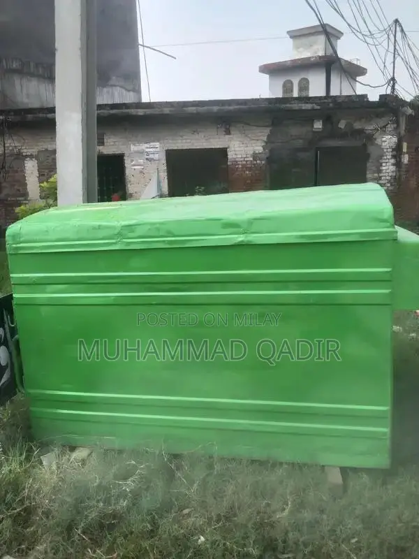 Suzuki Wagon Compact City Car - Stylish and Efficient Urban Transporta