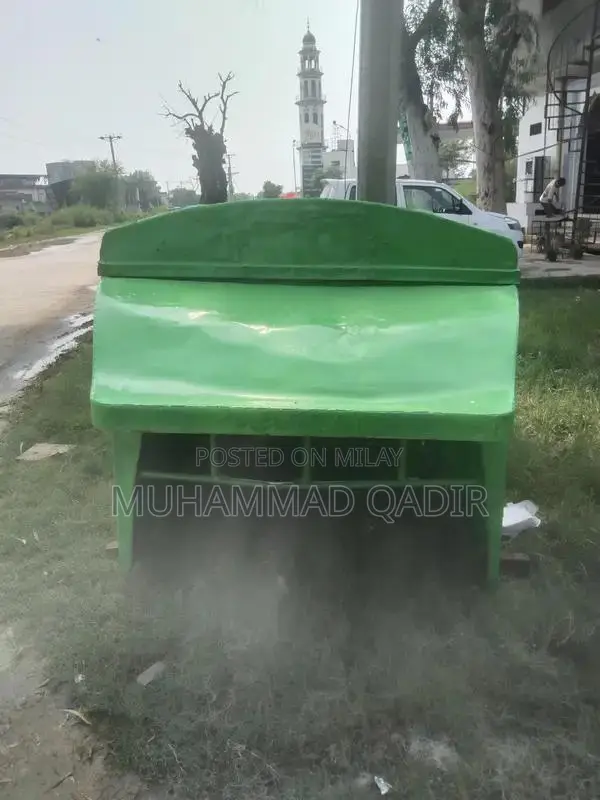 Suzuki Wagon Compact City Car - Stylish and Efficient Urban Transporta