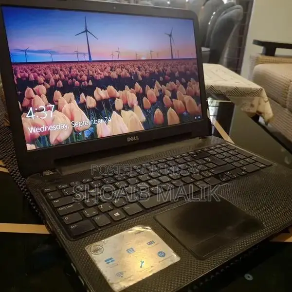 Dell Laptops: Core i3 and Pentium Models with Dual Storage