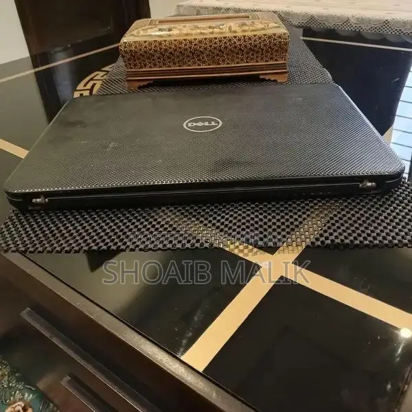 Dell Laptops: Core i3 and Pentium Models with Dual Storage